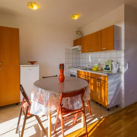 Apartments Roko Crikvenica Exterior photo
